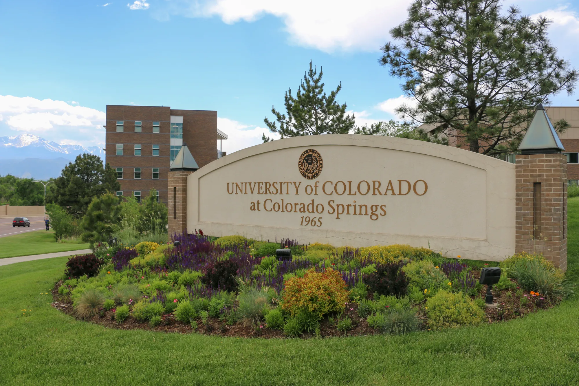 UCCS campus sign