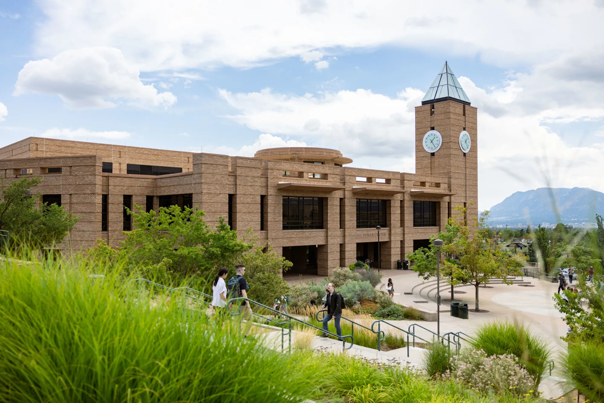 Kraemer Family Library